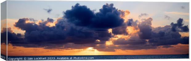 Sunset from Brighton beach Canvas Print by Iain Lockhart