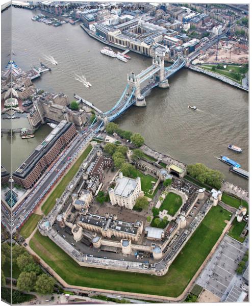 The Tower of London and Tower Bridge Canvas Print by Peter Park