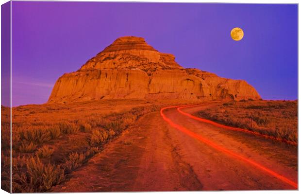 Castle Butte Canvas Print by Dave Reede