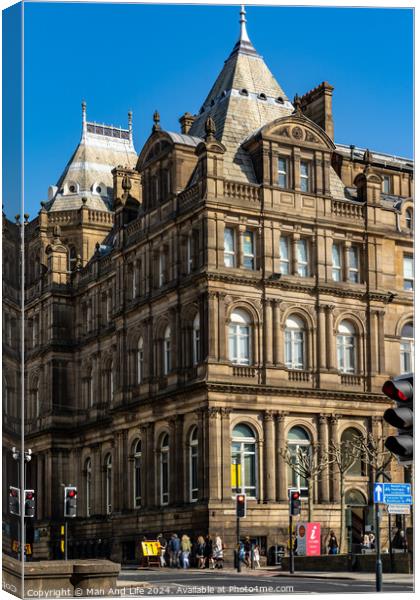 Building corner Canvas Print by Man And Life