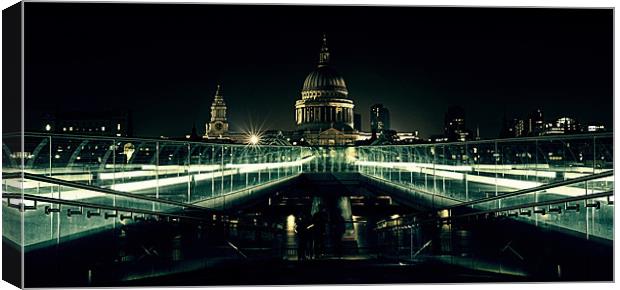 St. Paul's Cathedral Canvas Print by Sebastian Wuttke