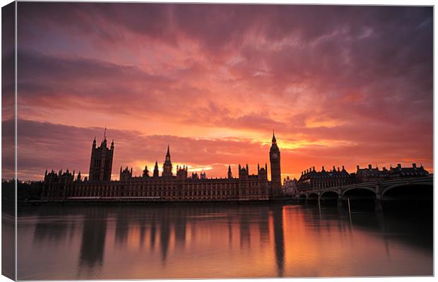 The Houses Of Parliament Canvas Print by Sebastian Wuttke