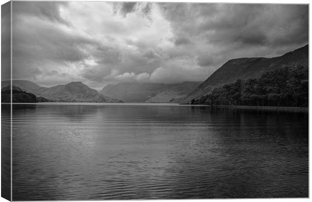 Lake District,Crummock Water. Canvas Print by Kleve 