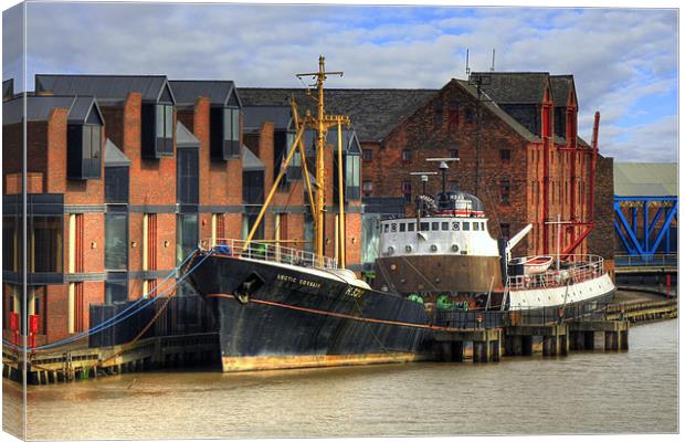 Arctic Corsair 2012 Canvas Print by Martin Parkinson