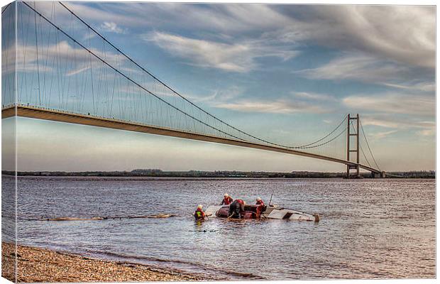 Humber Recovery 2014 Canvas Print by Martin Parkinson