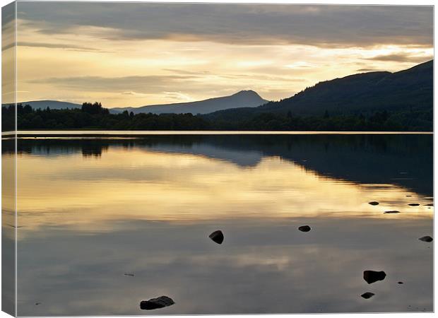 Silence on Lake Of Menteith Canvas Print by Aj’s Images