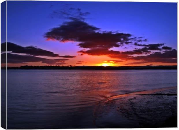 Days End Over The River Forth Canvas Print by Aj’s Images
