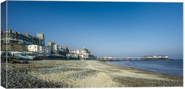 Cromer and Pier Canvas Print by Stephen Mole
