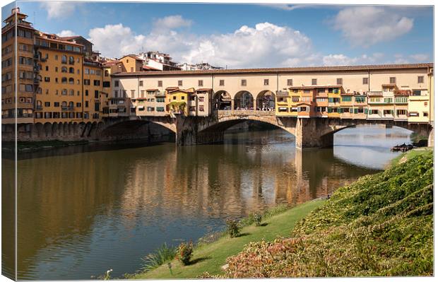 Ponte Vecchio Canvas Print by Stephen Mole