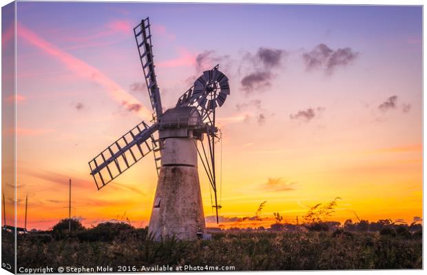 Summer Solstice Sunset at Thurne Canvas Print by Stephen Mole