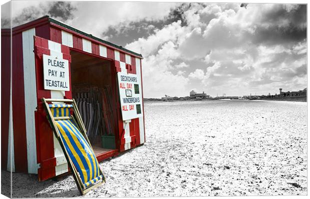 Great Yarmouth Stripes Canvas Print by Stephen Mole
