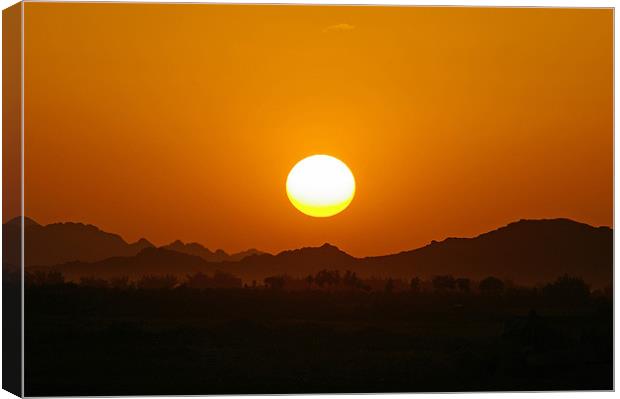 Afghanistan sunset. Canvas Print by allen martin