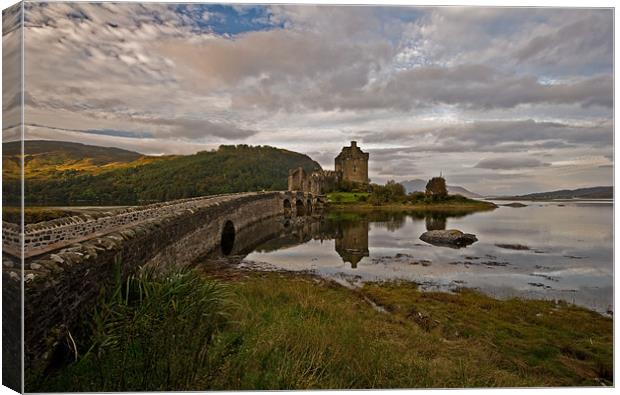 Morning Reflections, Eilean Donan Castle. Canvas Print by Martin Appleby