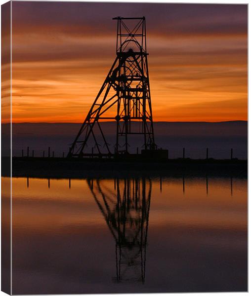 Sunrise Over Frances Colliery Canvas Print by Andrew Beveridge