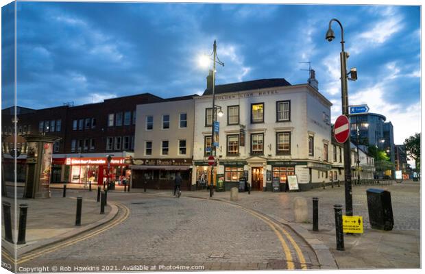 The Golden Lion of Romford Canvas Print by Rob Hawkins