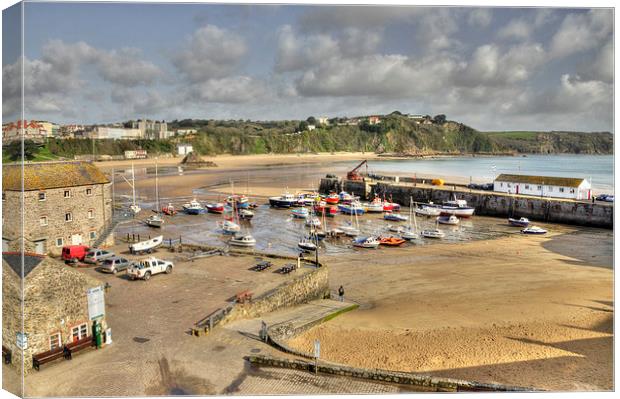 The harbour at Tenby Canvas Print by Rob Hawkins
