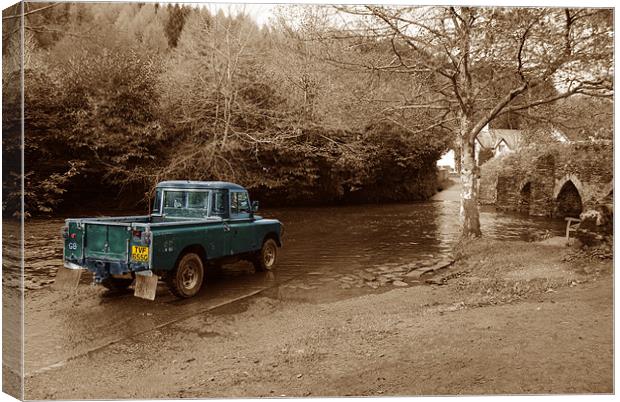 Landrover v The ford...! Canvas Print by Rob Hawkins