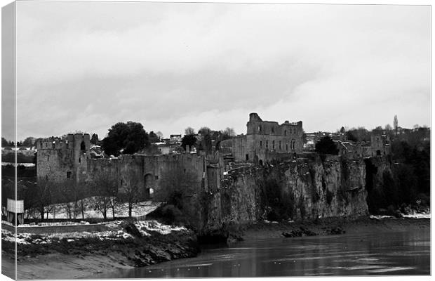 Chepstow Castle Canvas Print by les tobin