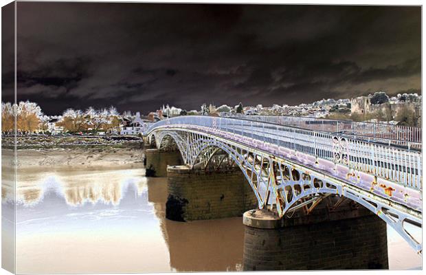 Chepstow Bridge Canvas Print by les tobin