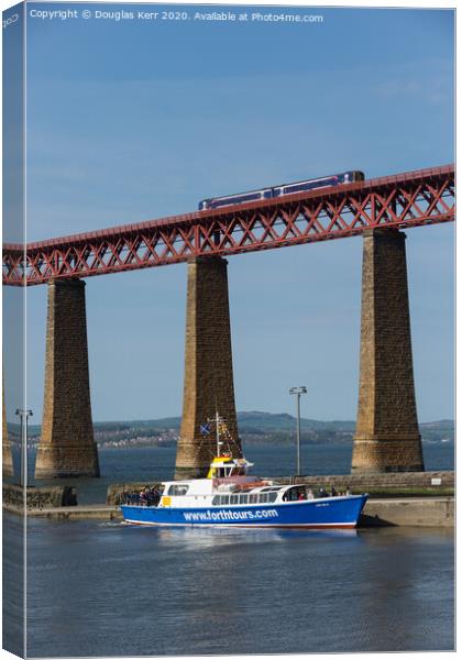 Forth Belle docks with tour passengers at South Qu Canvas Print by Douglas Kerr