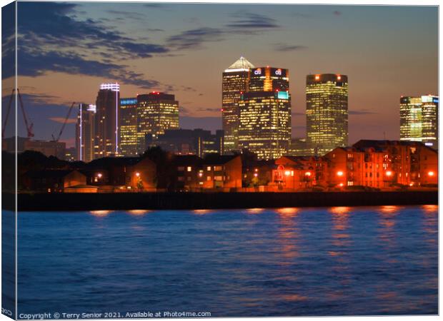 Isle of Dogs Canary Wharf the River Thames at Dusk Canvas Print by Terry Senior