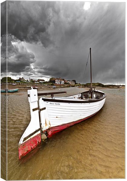 Waiting  for the Storm Canvas Print by Paul Macro