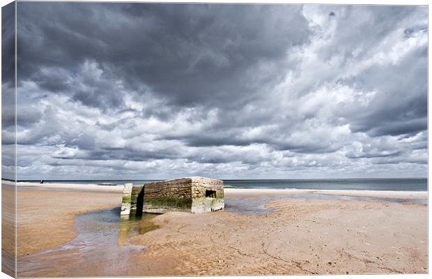 Hemsby Pillbox Canvas Print by Paul Macro