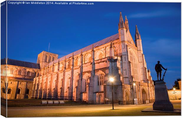 Winchester Cathedral at dusk Canvas Print by Ian Middleton