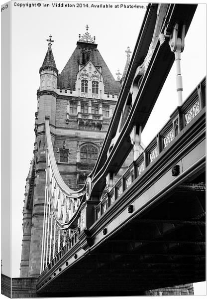 Tower Bridge in Black and White Canvas Print by Ian Middleton