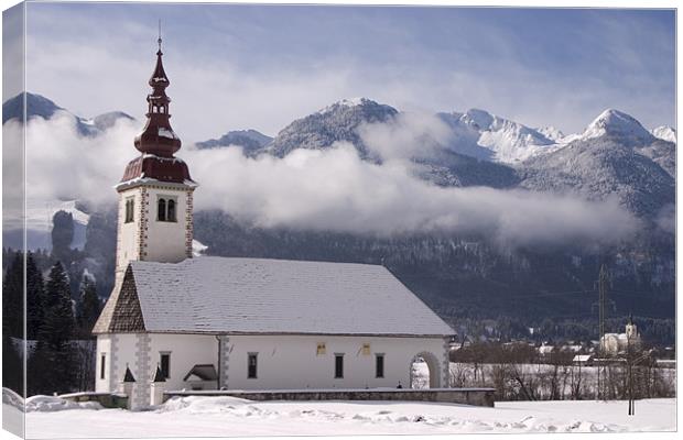 Beautiful Bohinjska Bistrica Canvas Print by Ian Middleton