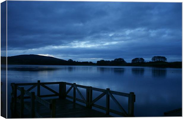 talkin tarn Canvas Print by chris thomson