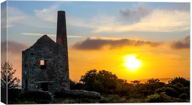 Cornish tin mine at sunset Canvas Print by Oxon Images