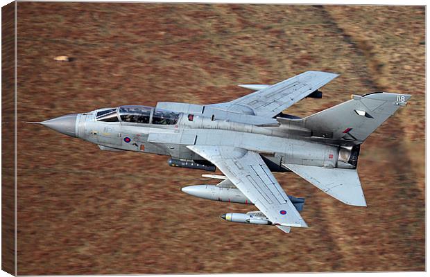  Tornado GR4 flying low Canvas Print by Oxon Images