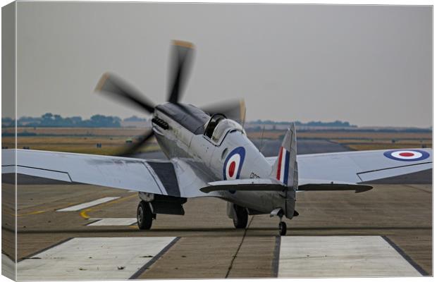 BBMF Spitfire PS915 Canvas Print by Oxon Images