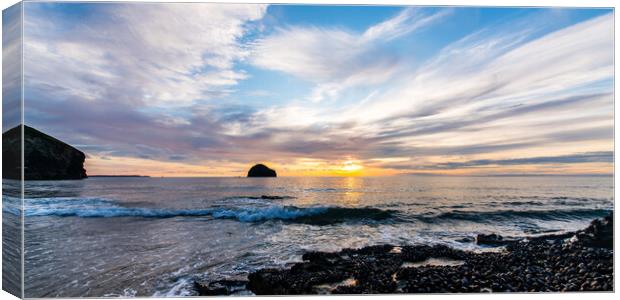 Trebarwith Strand Sunset Canvas Print by David Wilkins