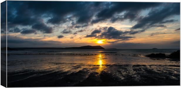 Hayle Bay Sunset Canvas Print by David Wilkins