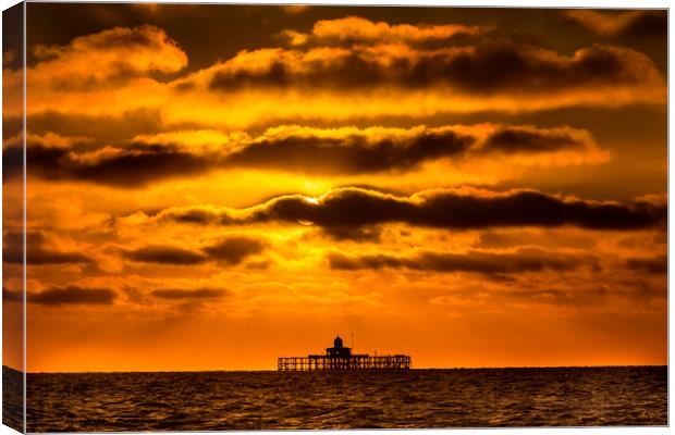 Herne Bay Pier Canvas Print by David Hare
