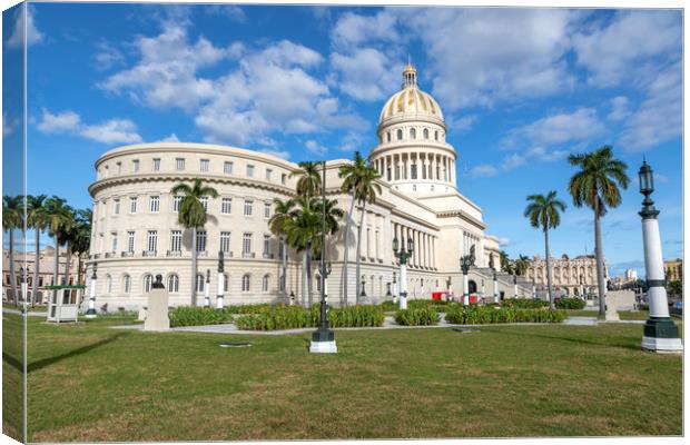 The Capitol Building, Havana. Canvas Print by David Hare
