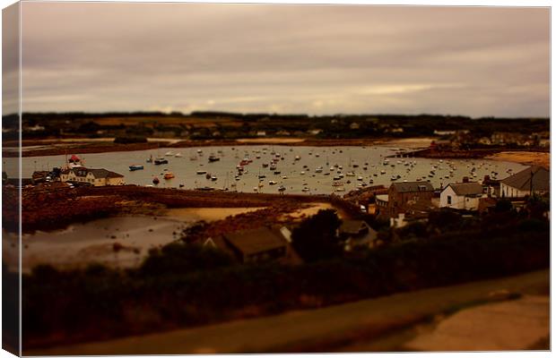 st maries, harbour Isle of Scilly Canvas Print by jon betts