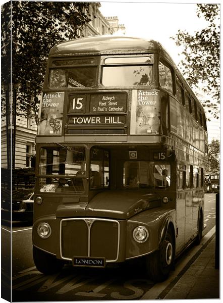 LONDON BUS Canvas Print by Gypsyofthesky Photography