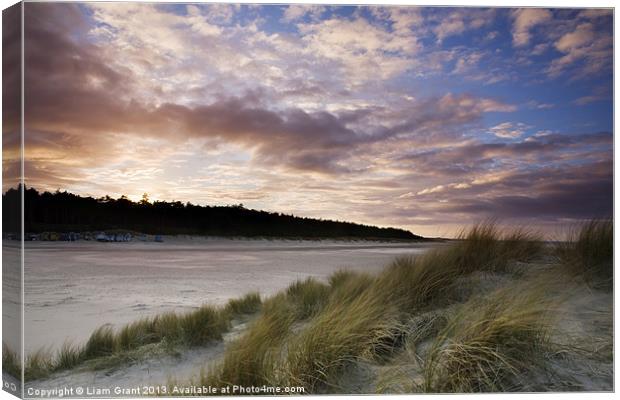 Beach Huts at sunset, Wells-next-the-sea Canvas Print by Liam Grant