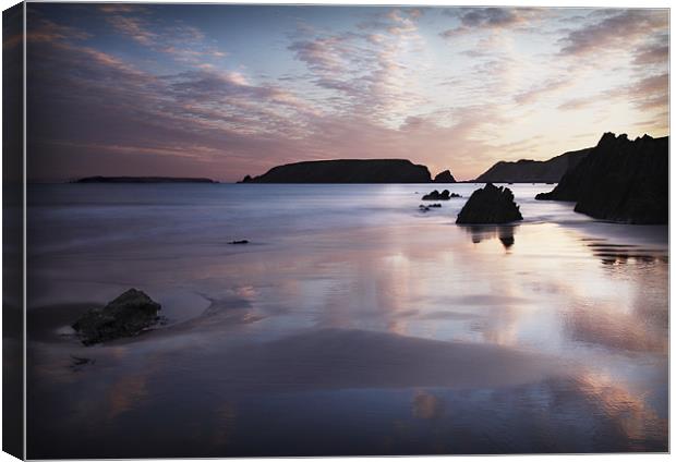 MARLOES SANDS #2 Canvas Print by Anthony R Dudley (LRPS)