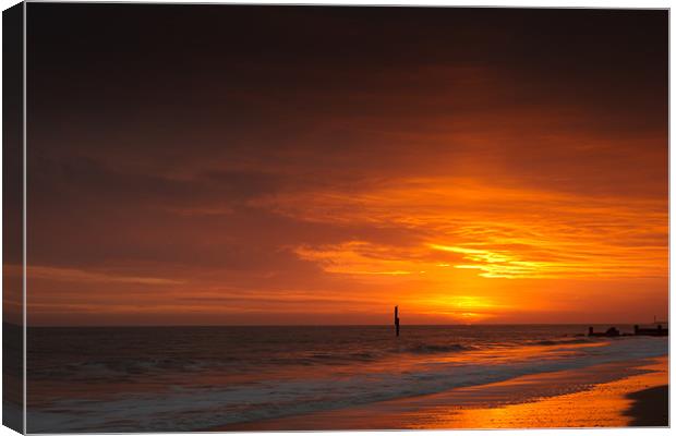 Fire in the sky Canvas Print by Simon Wrigglesworth