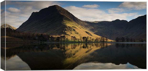 Buttermere Canvas Print by Simon Wrigglesworth