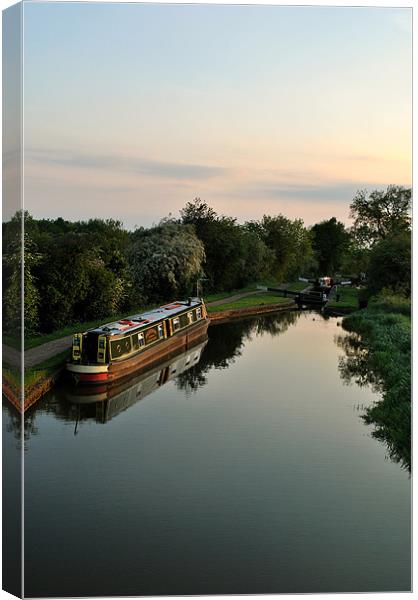 Moored for the Night Canvas Print by graham young