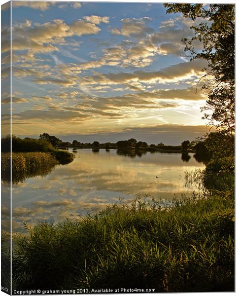 Marsworth Sunset Canvas Print by graham young