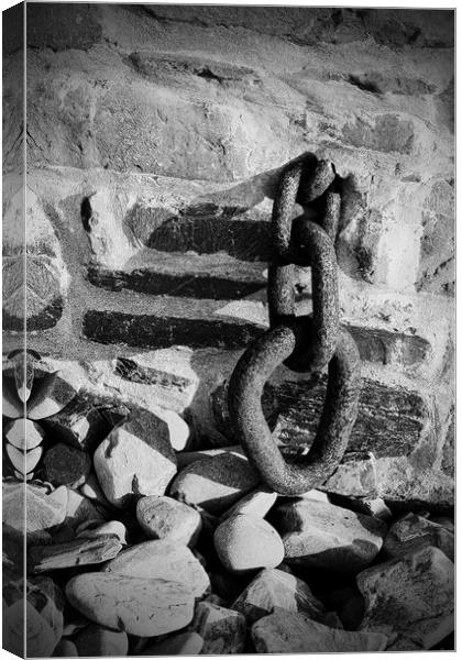 Rusty Old Mooring Chain in monochrome Canvas Print by graham young