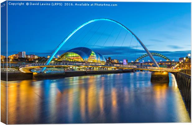 Millennium Bridge - Gateshead Canvas Print by David Lewins (LRPS)