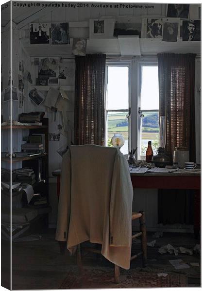  Dylan Thomas. Inside The Writing Shed. Laugharne. Canvas Print by paulette hurley