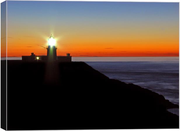 Strumble Head Lighthouse Silhouette. Fishguard. Canvas Print by paulette hurley